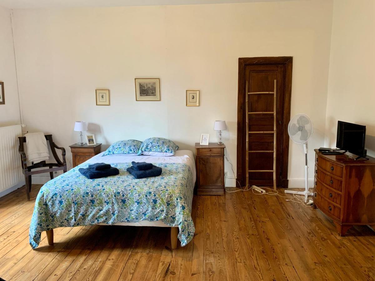 Bed and Breakfast Le Bearn Sous Les Toits Nay  Exteriér fotografie